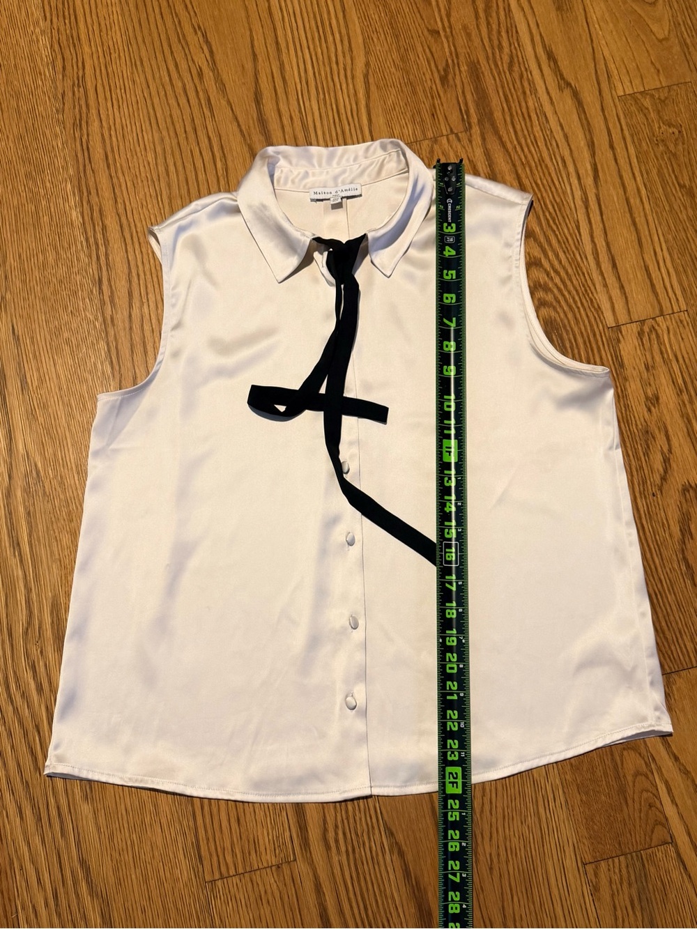 *Maison d’Amélie Paris Satin Tie Neck Sleeveless Blouse Med-Ivory Quiet Luxury - Picture 7 of 13